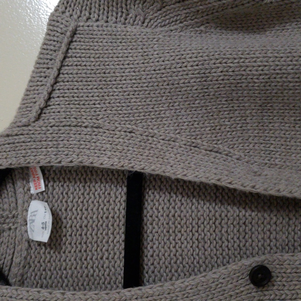 Cardigan - Picture 4 of 4